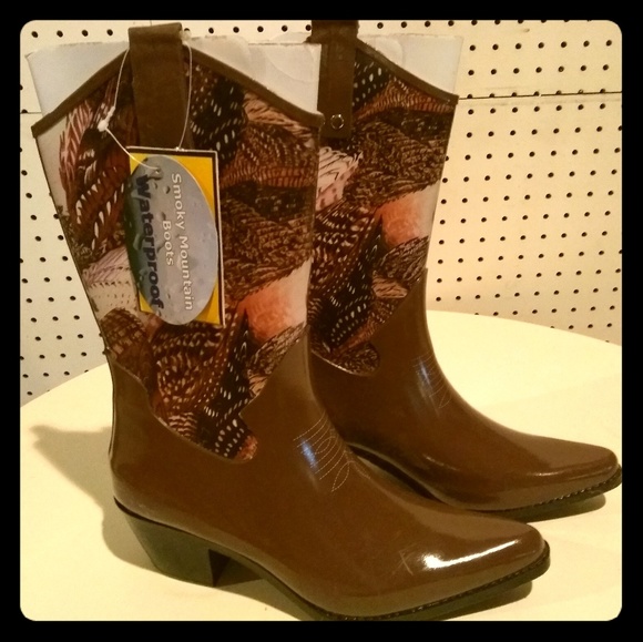 Waterproof rubber boots - Picture 1 of 1